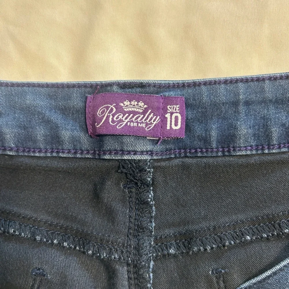 Royalty For Me Womens Blue Denim Bermuda Shorts Size 10‎ Dark Wash Stretch